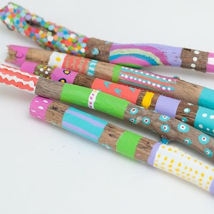 toffe-herfstknutsels-gekleurde-stokken